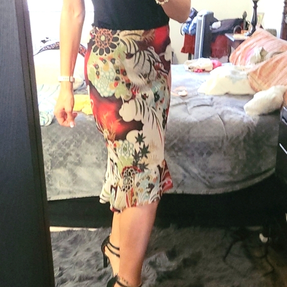 Fitted ruffled Maxie skirt high low small - Picture 1 of 11